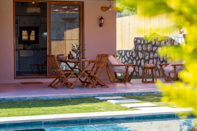 Kiralik-yazlik-villa-villa red (19).jpg