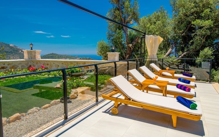 Kiralik-yazlik-villa-villa güçlü (9).jpeg