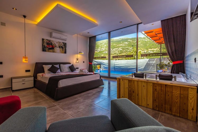 1yazlik-tatil-villasi-villa-neon- (32).jpg