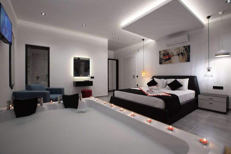 1yazlik-tatil-villasi-villa-neon- (34).jpg