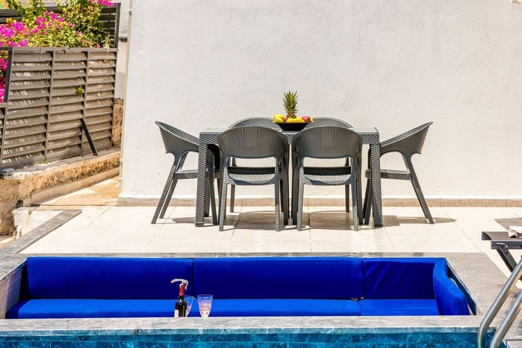 1kiralik-yazlik-villa-villa-barlas- (12).jpg