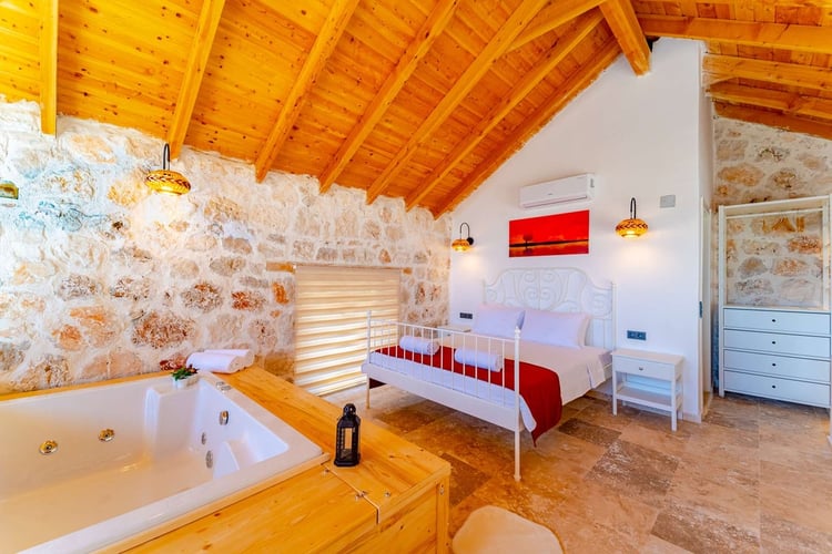 2 (22)kiralik-balayi-villasi-villa-vega.jpg