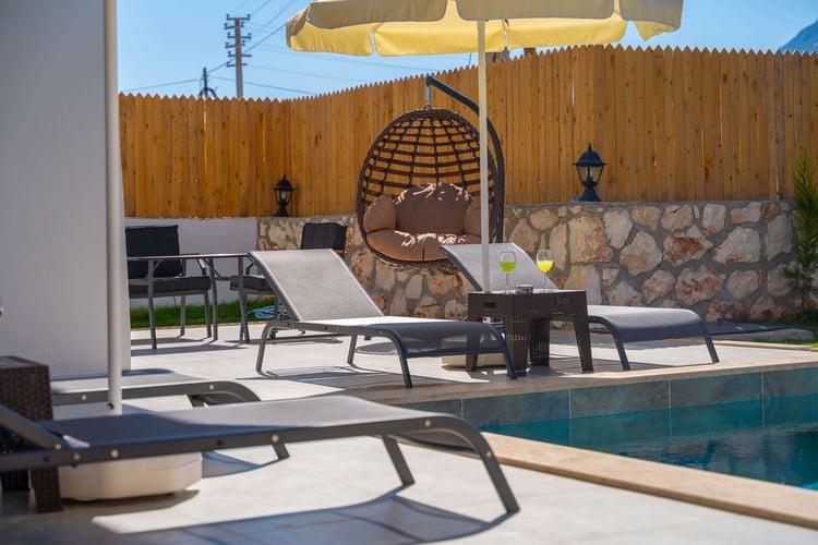 1kiralik-tatil-villasi-villa-blue-moon (18).jpg