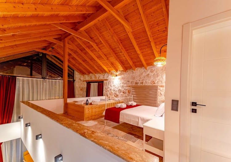 2 (19)kiralik-balayi-villasi-villa-vega.jpg