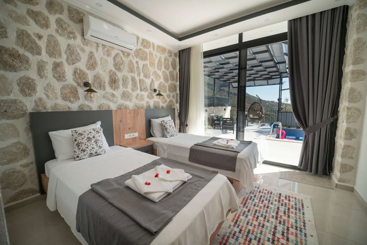 1yazlik-muhafazakar-kiralik-villa-villa-oliva (29).jpg