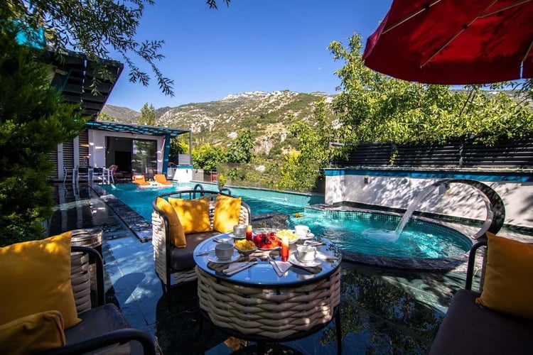 kiralik-jakuzili-villa-villa-rixsos- (9).jpeg