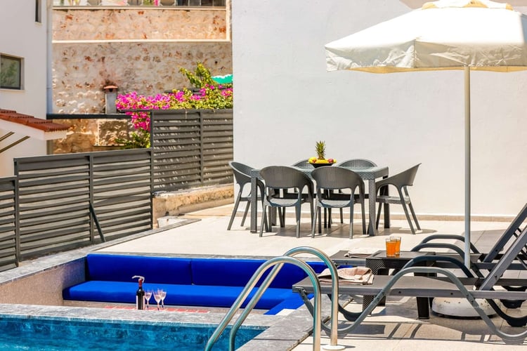 1kiralik-yazlik-villa-villa-barlas- (13).jpg