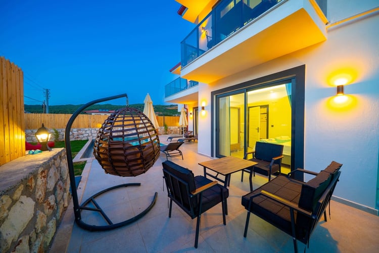 1kiralik-tatil-villasi-villa-blue-moon (17).jpg