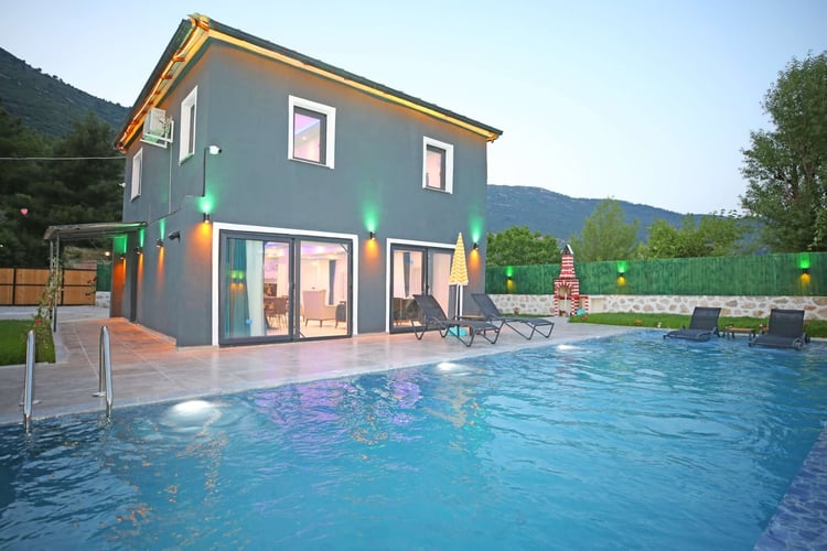 Kiralik-yazlik-villa-villa ecrinsu (13).JPG