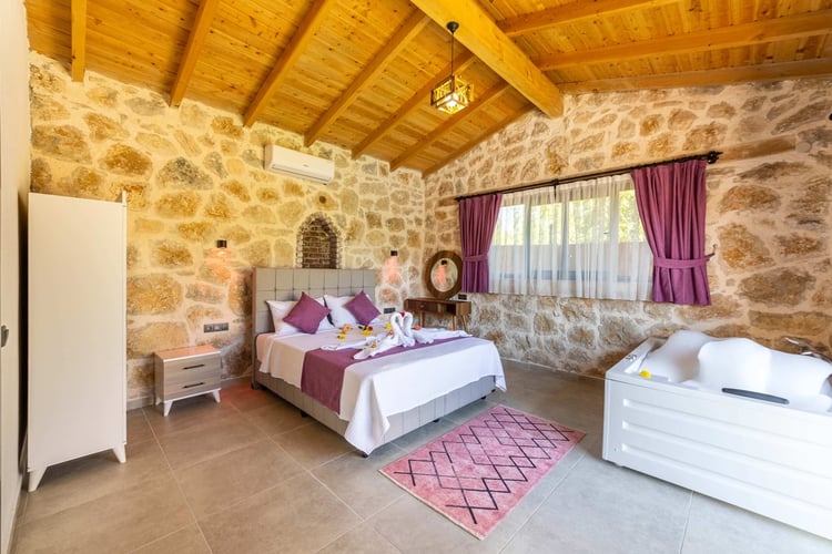 1yazlik-kiralik-villa-villa-desiderio (25).jpg