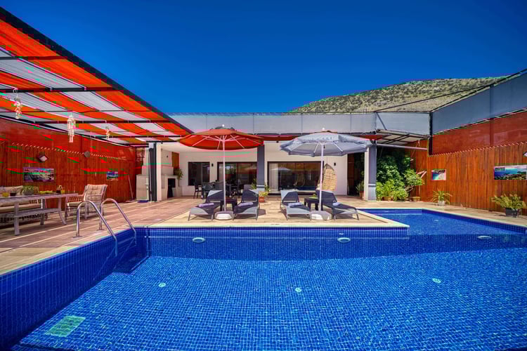 1kiralik-jakuzili-yazlik-villa-villa-nefes (3).jpg