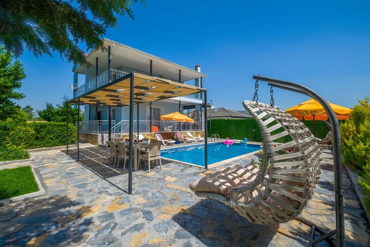 1kiralik-yazlik-villa-villa-atalar-2 (17).jpg