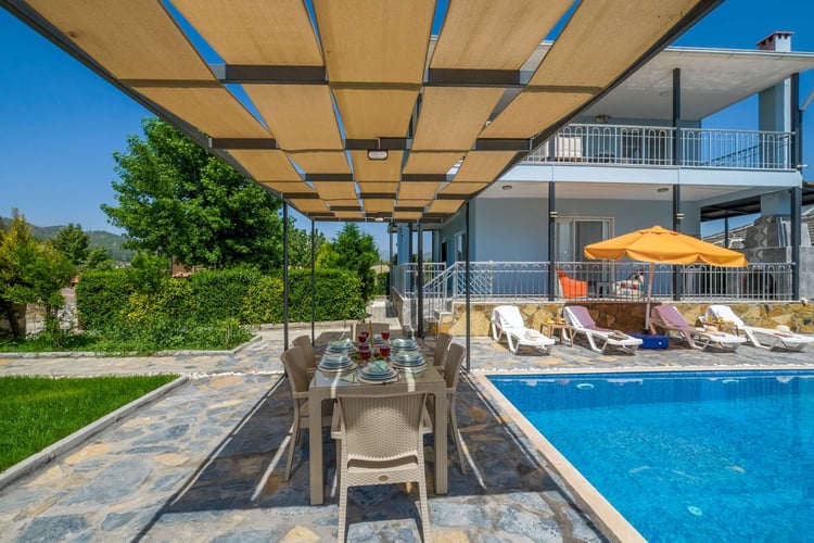 1kiralik-yazlik-villa-villa-atalar-2 (18).jpg