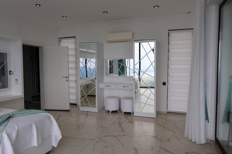 kiralik-isitmali-havuzlu-villa-villa-twin-1- (22).jpg