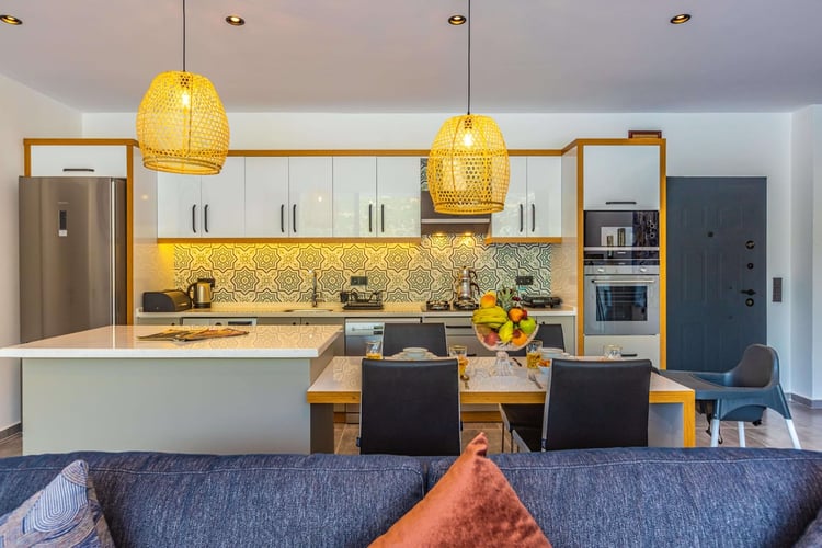 1yazlik-tatil-villasi-villa-neon- (22).jpg