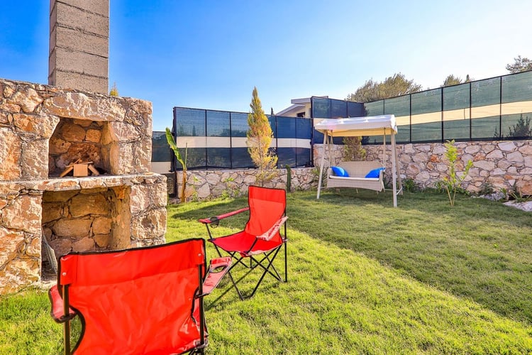 1kiralik-yazlik-villa-villa-baranda (3).jpg