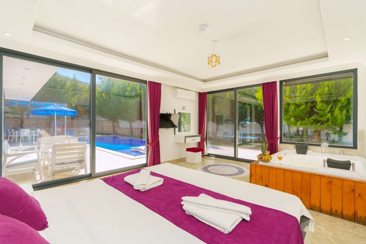 1kiralik-muhafazakar-tatil-villasi-villa-saha- (29).jpg