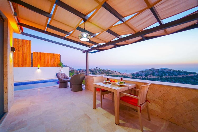 1yazlik-tatil-villasi-villa-reis- (8).jpg