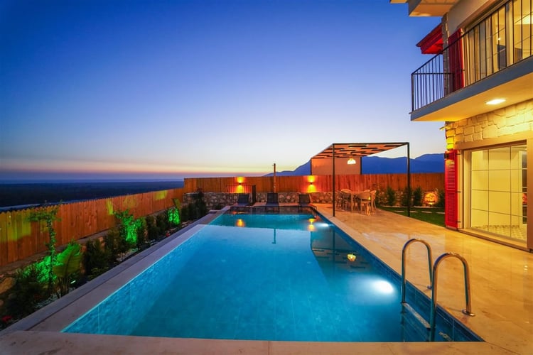 kiralik-yazlik-villa-villa-kayra-konak-1-red- (3).jpg