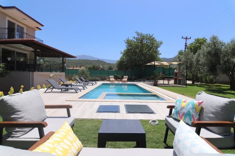 1kiralik-yazlik-villa-villa-big-house- (3).jpeg