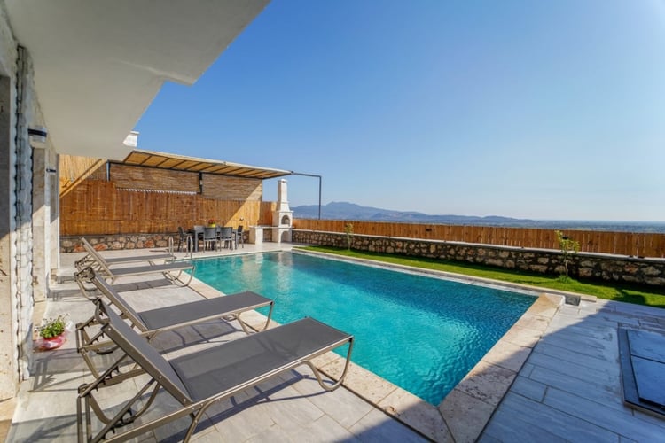 1kiralik-yazlik-villa-villa-legendary-1 (13).jpg