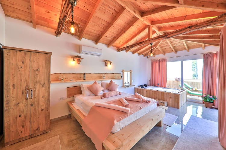 1kiralik-yazlik-villa-villa-baranda (18).jpg