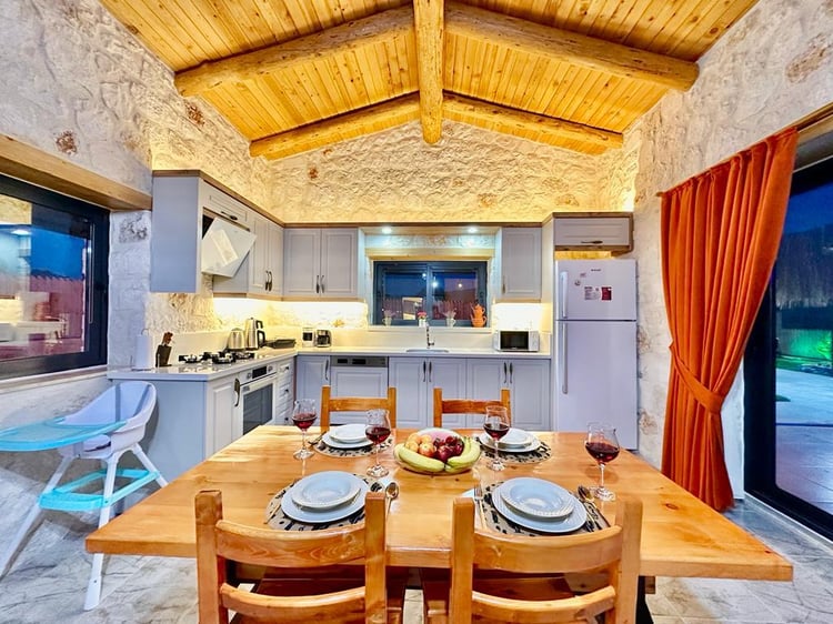 Kiralik-yazlik-villa-villa tomrul (20).jpeg