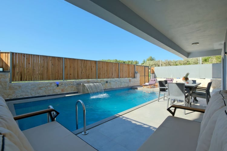 1jakuzili-villa (3).JPG