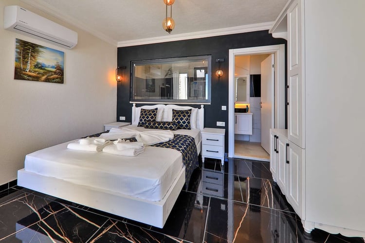 1kiralik-yazlik-villa-villa-londra (26).jpg