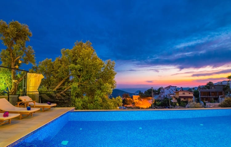 Kiralik-yazlik-villa-villa güçlü (12).jpeg