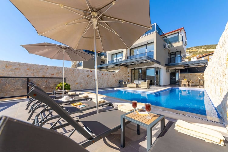 1kiralik-yazlik-villa-villa-liya (2).jpg