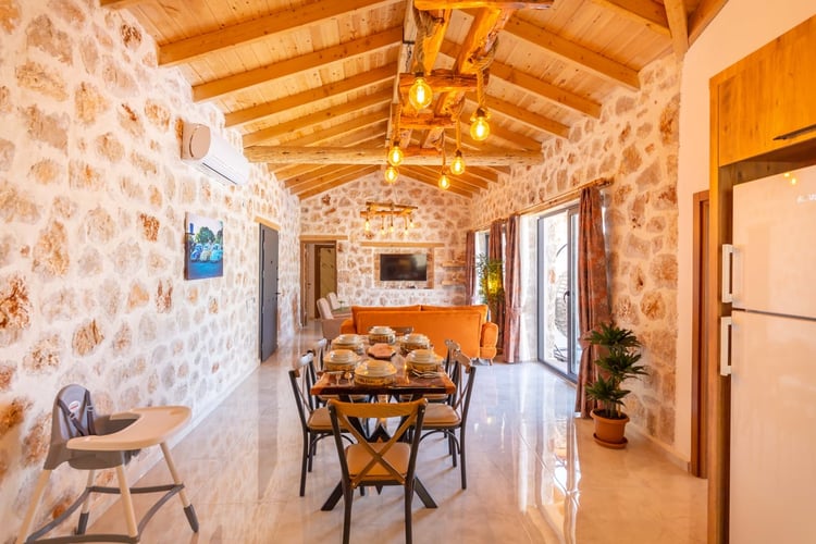 Kiralik-yazlik-villa-villa Esyada (1).jpg