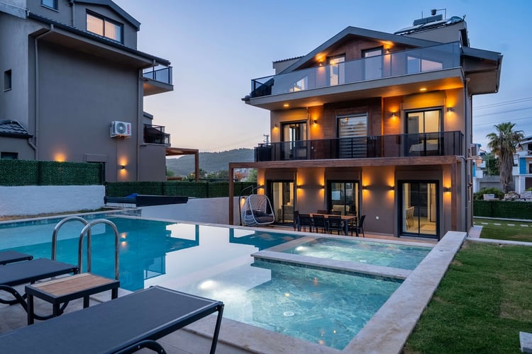 1yazlik-tatil-villasi-villa-infinity (17).jpg