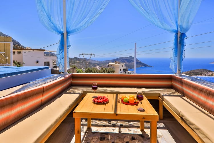 1kiralik-yazlik-villa-villa-londra (9).jpg