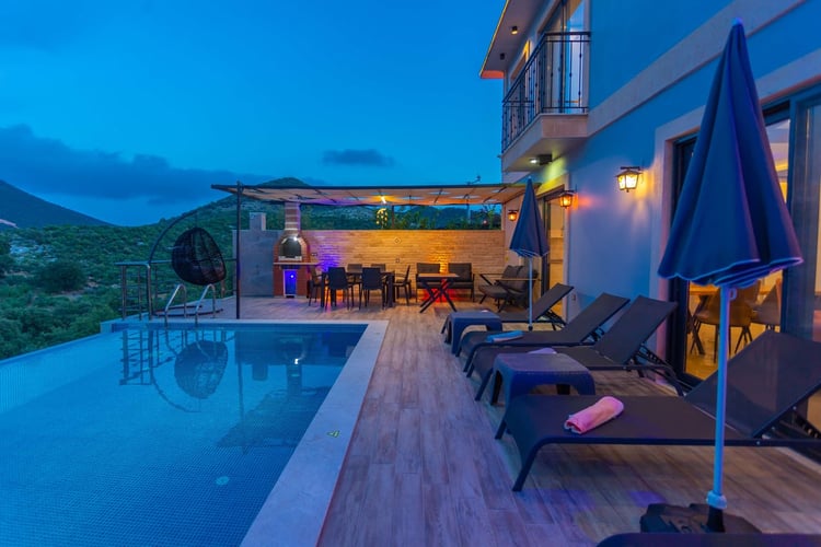 Kiralik-yazlik-villa-villa şimşek 1 (36).jpg