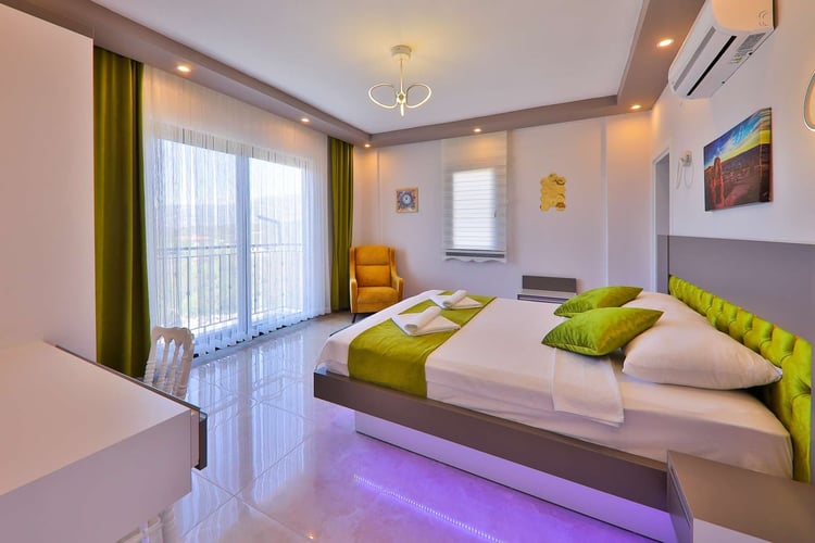 Kiralik-yazlik-villa-villa şimşek 1 (2).jpg