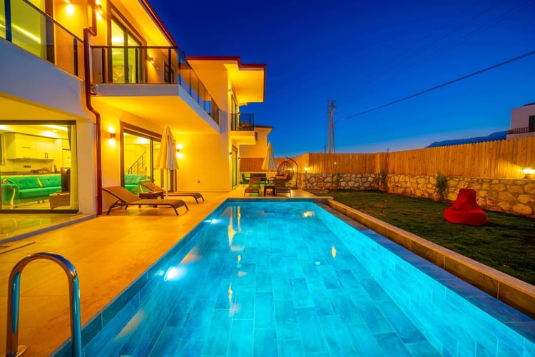 1kiralik-tatil-villasi-villa-blue-moon (23).jpg