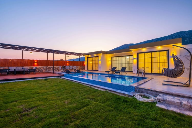 1yazlik-kiralik-muhafazakar-villa-villa-golden-duo- (29).jpg