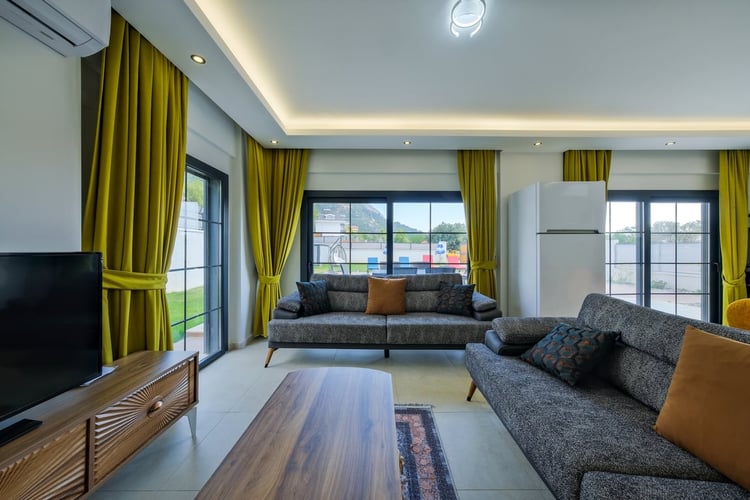 yazlik-kiralik-villa-villa-lara-2- (23).jpg