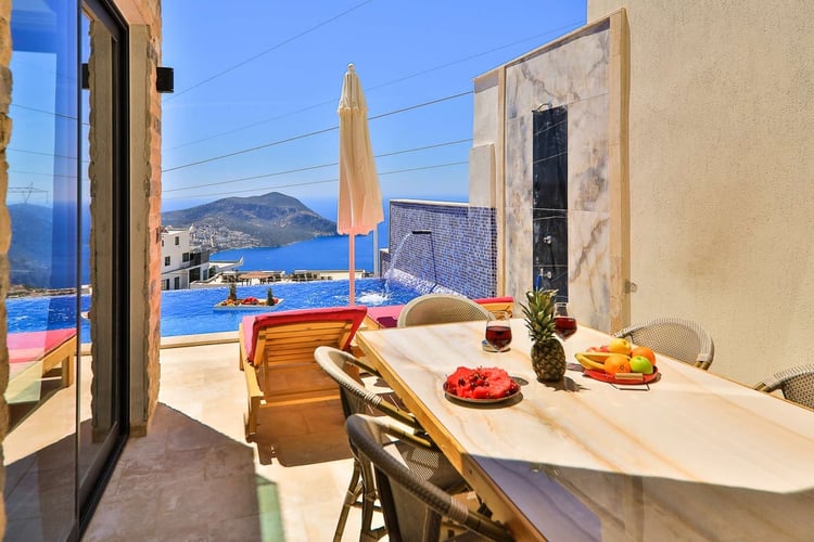 1kiralik-yazlik-villa-villa-londra (14).jpg