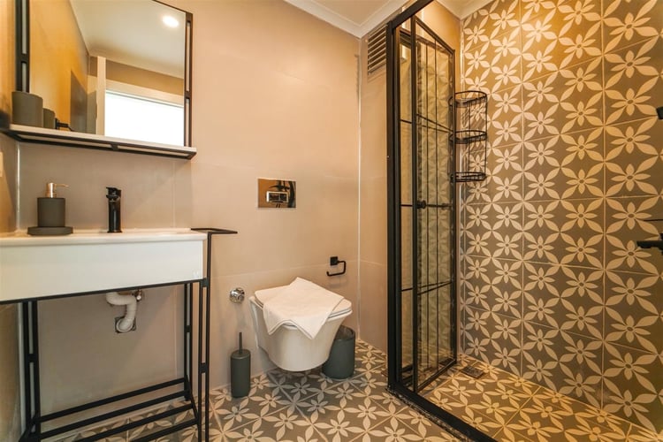 kiralik-yazlik-villa-villa-kayra-konak-2-blue- (18).jpg