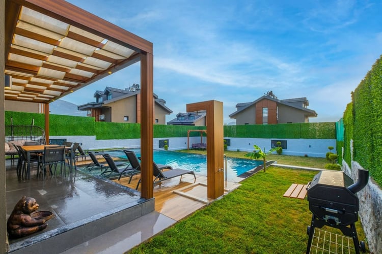 1kiralik-yazlik-villa-villa-efe (8).jpeg