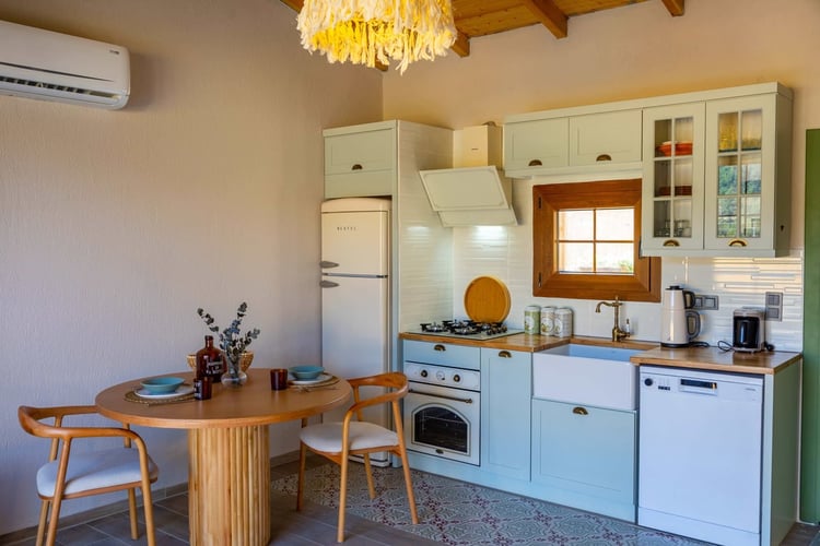 1kiralik-yazlik-villa-villa-green (20).jpg