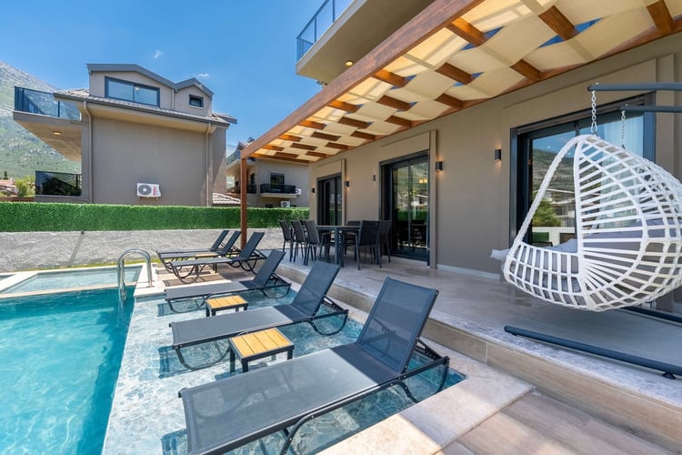 1kiralik-yazlik-villa-villa-azure-luxe (18).jpg