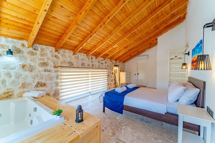 1kiralik-villa-jakuzili-kiralik-villa-villa-sirius (36).jpg