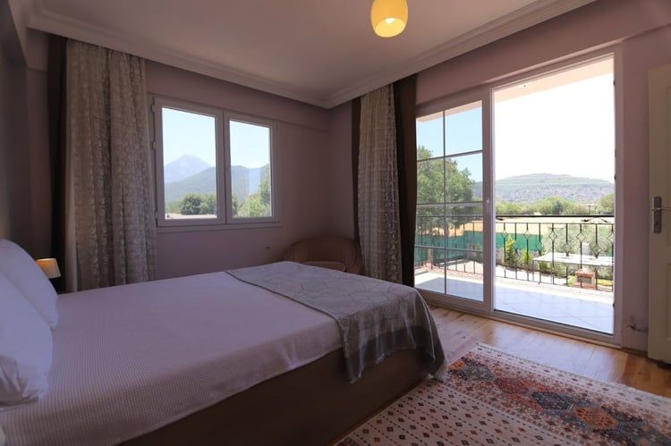 1kiralik-yazlik-villa-villa-big-house- (25).jpeg