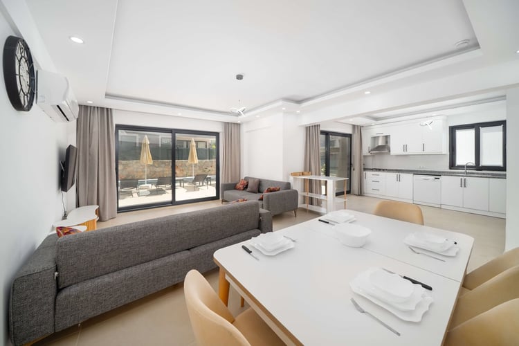 1kiralik-yazlik-villa-villa-poyraz (16).jpg