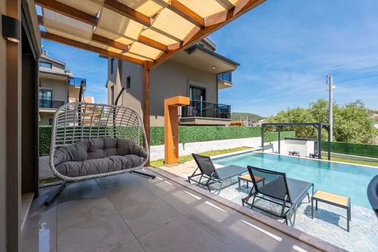 1kiralik-yazlik-tatil-villasi-villa-maison (21).jpg