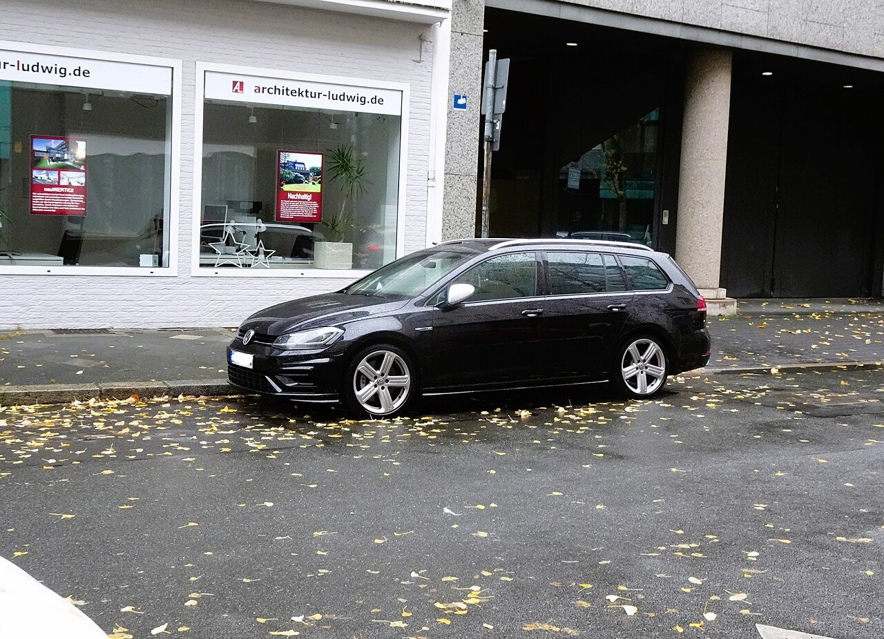 Volkswagen Golf, fotografia 1