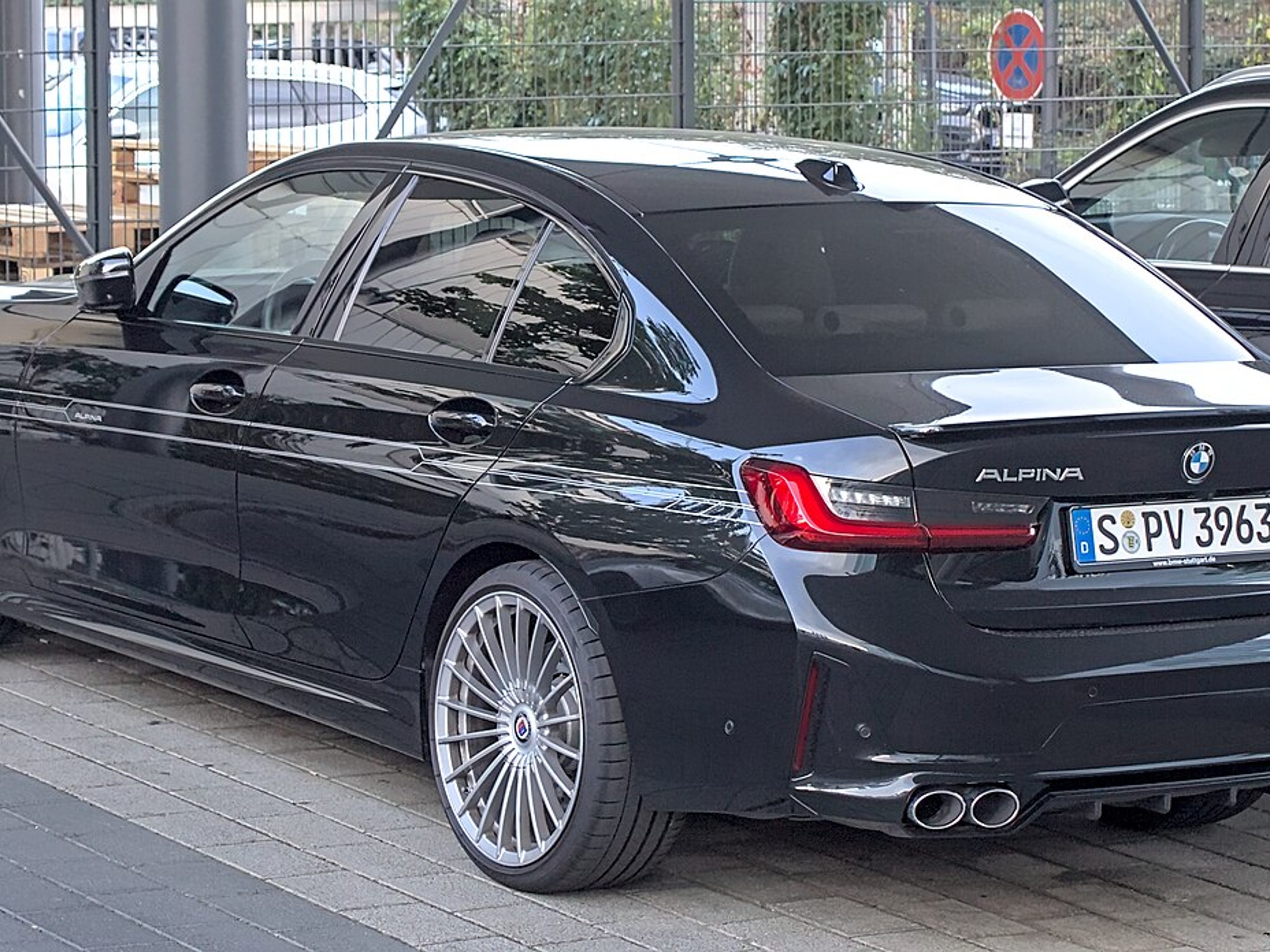 Alpina B3